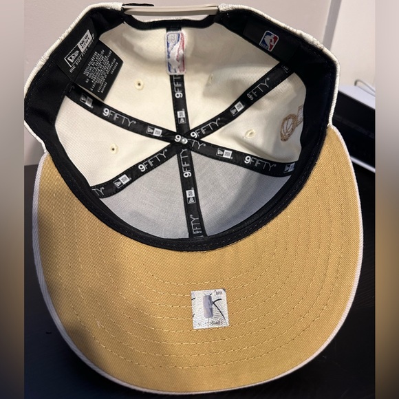 *NWT* Boston Celtics Championship Hat Misprint - Picture 2 of 3